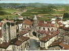 Eglise St-Médard Et Tour Des Anglais Vue Aérienne - Saugues