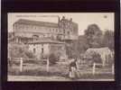 Couhé-vérac Le Chateau & Le Moulin édit.hirondelle Femme En Costume & Coiffe - Couhe