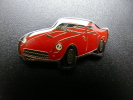 Auto Ferrari , En époxy  , Fond  Argent    , Dimensions : 16 X 30 Mm - Ferrari