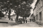 Isère- Les Abrets - La Place, Carte Photo. - Les Abrets