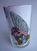 VERRE ASTERIX AMORA 1968 27 O SORT DE SA CARRIERE UN MENHIR SUR LE DOS - Dishes