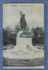 Carte Postale 59. Le Cateau  Le Monument Aux Morts Trés Beau Plan - Le Cateau