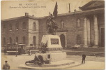 Bordeaux 141 Tramway Tram  Monument Des Enfants Morts Pour La Patrie - Strassenbahnen