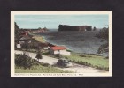 QUÉBEC -  GASPÉ - LE ROCHER PERCÉ ET ET LA PLAGE DU SUD - VOITURE ANCIENNE - Gaspé