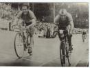 P 521 - TDF -1954 - 7em étape - Brost - Vannes Remporté Par Vivier Devant Mahé Et Forlini - - Cyclisme