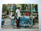 Police Constable On Traffic Duty Nassau Bahamas  The Bahama Islands Carrozza A Cavallo - Polizei - Gendarmerie