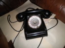 ANCIEN TELEPHONE NOIR BAKELITE - Téléphonie