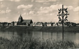 JARGEAU - Vue De Saint Denis De L'Hôtel Et La Loire - Jargeau