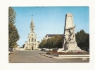 Cp, 36, Issoudun, Place Du Sacré-Coeur, Monument De 1870 Et Basilique Du Sacré-Coeur, Voyagée 1970 - Issoudun