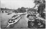 Bateau Mouche Et Péniches à Paris (le Pont Neuf Et La Cité Vue Du Pont Des Arts) - CPSM - Chiatte, Barconi