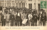 Carte Postale Ancienne De NOISIEL-Les Ouvriers De La Chocolaterie Menier - Noisiel