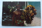 Tahiti - Un Porteur De Fruit - C21096 - Frans-Polynesië