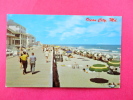 MD - Maryland > Ocean City Looking North Along The Boardwalk  Early Chrome  --  Ref 393 - Ocean City