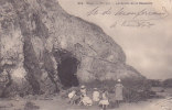 MORGAT PLAGE LA GROTTE DE LA BAIGNOIRE  Editeur Villard  Pli Coin Haut Droit - Morgat