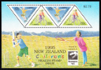 New Zealand Scott #B150b MNH Souvenir Sheet Of 4 Health Stamps - Boy Skateboarding, Girl Cycling STAMPEX '95 - Ongebruikt