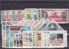 JORDANIE UN LOT DE TIMBRES NEUFS - Jordanien