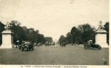 Delcampe - 75 - PARIS - L'AVENUE DES CHAMPS ELYSÉES (AUTOMOBILES ANCIENNES) - Champs-Elysées
