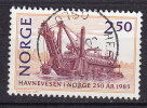 Norway 1985 Mi. 936    2.50 Kr Hafenverwaltung 250 Jahre Baggerschiff "Berghavn" (1980) - Oblitérés