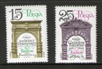 POLOGNE-POLAND  1982 PORTES DE CRACOVIE   YVERT N°2655/56 NEUF MNH** - Unused Stamps