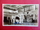 Real Photo --- Florida > Miami   Lobby Of Air Terminal  EKC Stamp Box ====      ========  Ref 423 - Miami