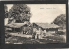 DIOSSO   UN  COIN  DU  VILLAGE - Congo Francés