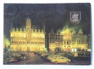 Bruxelles - Une Partie De La Grand Place (voitures) - Bruxelles La Nuit