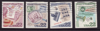 * 4 Verschillende Postzegels Stamp Collecting USA - Collections