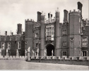 Hampton Court Palace - The Great Gatehouse And The Bridge - Middlesex