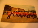 GUARDS BAND NEAR BUCKINGHAM PALACE..un Coin Plié - Buckingham Palace