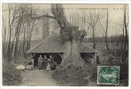 Carte Postale Ancienne Sucy En Brie - Fontaine Lavoir De Villers - Métiers, Laveuses, Lavandières - Sucy En Brie