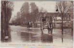 INONDATIONS DE PARIS. JANVIER 1910. RUE DE LA CONVENTION. ANIMATION. ATTELAGE.cachet De La BIJOUTERIE HORLOGERIE - Overstromingen