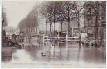 INONDATIONS DE PARIS. JANVIER 1910. BOULEVARD SAINT GERMAIN . ANIMATION. Edition L.L 75 - Overstromingen