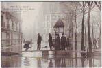 INONDATIONS DE PARIS. LA CRUE DE LA SEINE.JANVIER 1910. CLICHY. PLACE DE LA MAIRIE. ANIMATION. Edition E.L.D. - Overstromingen