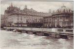 PARIS. INONDATIONS DE JANVIER 1910. QUAI D'ORSAY ET GARE D'ORSAY . ANIMATION. Edition N.D.L. 2. - Overstromingen