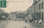 SAINT VALÉRIEN - Le Centre Du Village - Saint Valerien