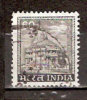 Timbre Inde République Y&T N° 587 Oblitéré. 60 P. Cote 0.80 € - Oblitérés