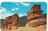 USA, Balanced And Steamboat Rocks, Garden Of The Gods, Colorado Springs, Colorado Unused Postcard [P8150] - Colorado Springs