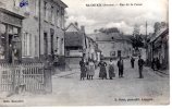 80 - SOMME - SAINT OUEN - " Rue De La Cavée " -   BELLE CARTE ANIMME - DEVANTURE PHARMACIE - Saint Ouen