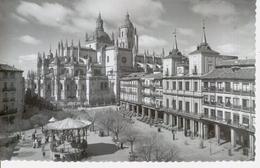 (CPA2090) SEGOVIA .  PLAZA EL GENERAL FRANCO .. UNUSED - Segovia