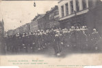 GILLES EN PETITE TENUE - Binche