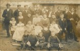 Sotteville Les Rouen : Carte Photo Personnel Et Leurs  Familles Devant Un Restaurant - Sotteville Les Rouen