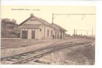 81 // PUYLAURENS La Gare . Edit ; Photo . Combier . - Puylaurens