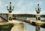 (88) Peniche Et Pont Canal Sur La Loire A Briare - Loire Canal Bridge & Riverboat - Hausboote