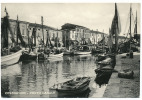 CESENATICO. SUGGESTIVA IMMAGINE DI PORTO CANALE CON I PESCHERECCI. CARTOLINA DEL 1956 - Cesena