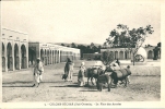 COLOMB -BECHAR - ( Sud Oranais ) La Place Des  Arcades - Bechar (Colomb Béchar)