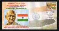 India  2009  International Non Violence Day Mahatma Gandhi Special; Cover  #  10940 Inde Indien - Mahatma Gandhi