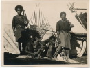 Papua New Guinea Nlle Guinée Milice Indigene Avec Prisonniers  With Prisoners Real P. - Papouasie-Nouvelle-Guinée
