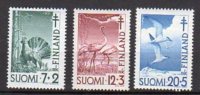 FINLANDE     Neuf *     Y. Et T.  N° 379 / 381     Cote :  13,50  Euros - Unused Stamps