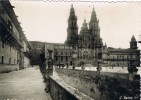 Postal SANTIAGO De COMPOSTELA (Coruña). Catedral Y Paseo - La Coruña