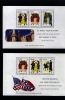 IRELAND/EIRE - 1995  MILITARY UNIFORMS  FOUR  PANES FROM PRESTIGE BOOKLET   MINT NH - Blocks & Kleinbögen